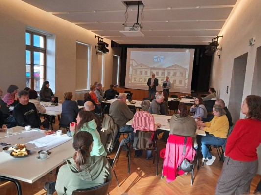 Strategický plán: máme za sebou dotazníkové šetření i veřejné setkání. Kde vidí diskutující hlavní problémy Hradiště?